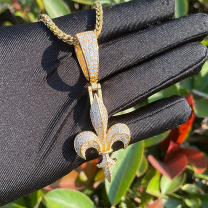 Bling "Fleur De Lys" Pendant