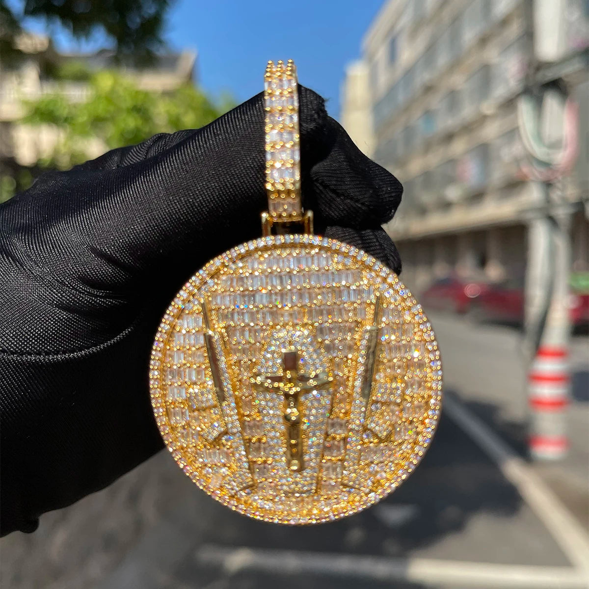 Bling "Familia" Pendant