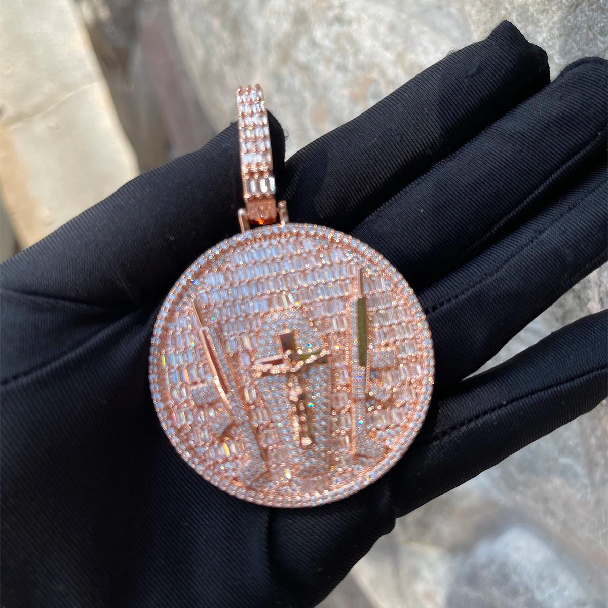 Bling "Familia" Pendant