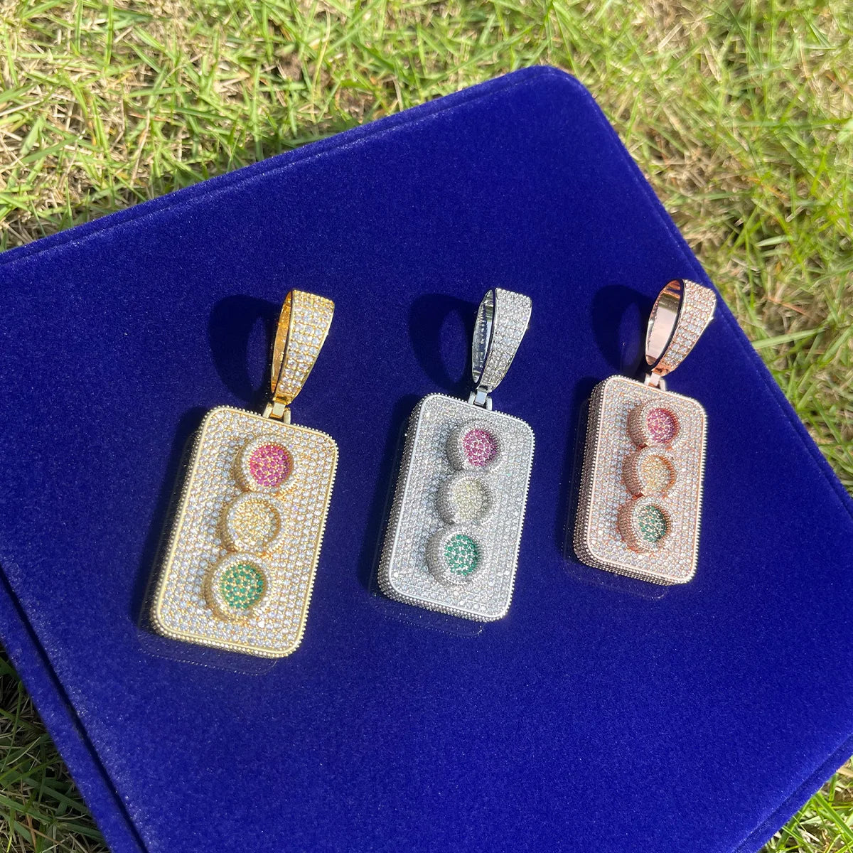 Bling "Traffic Light" Pendant