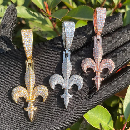 Bling "Fleur De Lys" Pendant