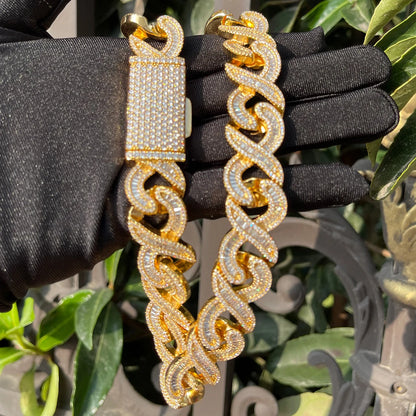 Bling "Infinity" Box Clasp w/ Baguettes Chain